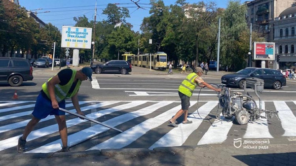 В центрі Дніпра змінили схему руху автотранспорту