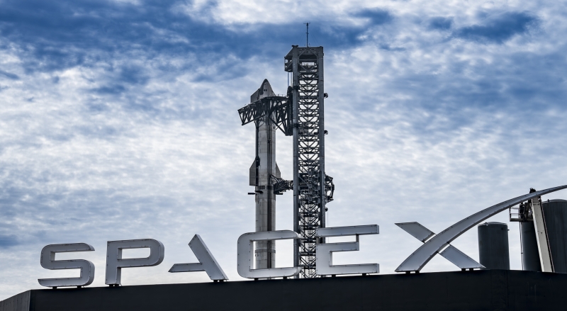 
SpaceX Ілона Маска замовила труби для ракети в українського виробника — компанії Centravis з Нікополя 